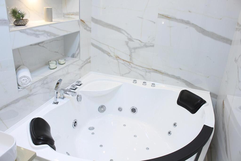Bane Apartmani Кралево Экстерьер фото